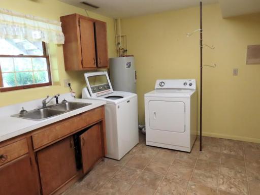 111 Bottineau laundry.jpg