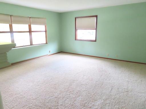 111 Bottineau LR.jpg