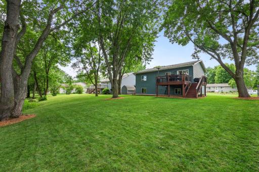 880 Pearl View Drive, Sauk Rapids, MN 56379