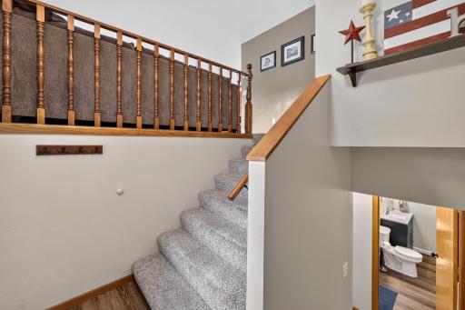 880 Pearl View Drive, Sauk Rapids, MN 56379