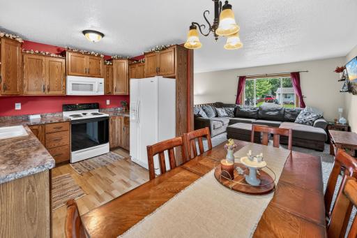 880 Pearl View Drive, Sauk Rapids, MN 56379