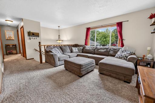 880 Pearl View Drive, Sauk Rapids, MN 56379