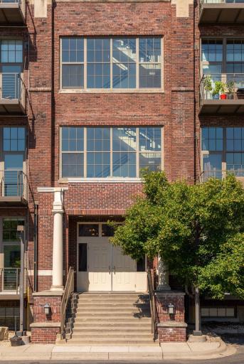 1901 E Hennepin Avenue, 305, Minneapolis, MN 55413