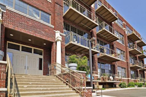 1901 E Hennepin Avenue, 305, Minneapolis, MN 55413