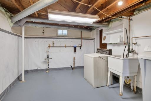 500 8th Street SE, Braham, MN 55006