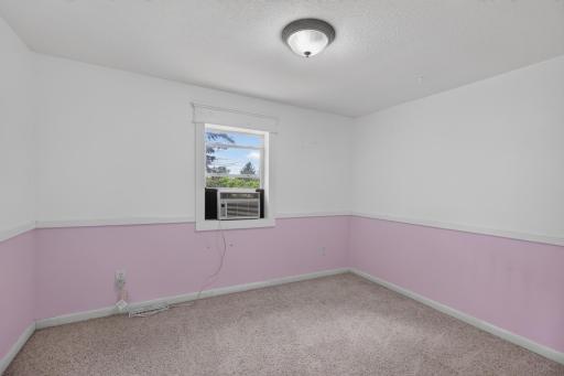 500 8th Street SE, Braham, MN 55006