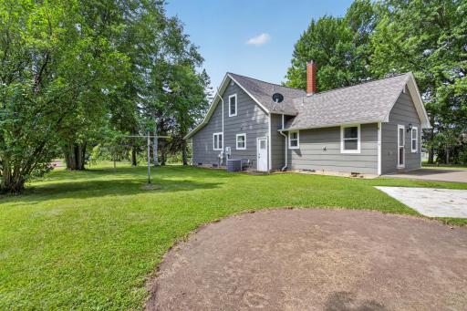 500 8th Street SE, Braham, MN 55006