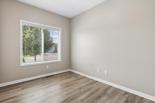 4147 Blakewood Drive, Shakopee, MN 55379