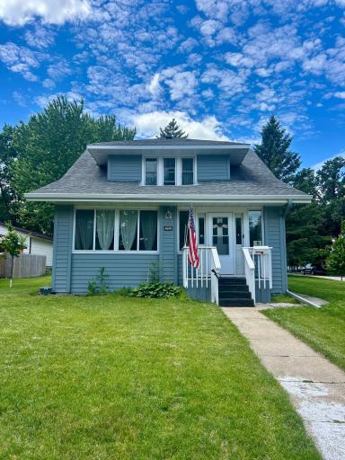 706 Franklin Street SW, Hutchinson, MN 55350