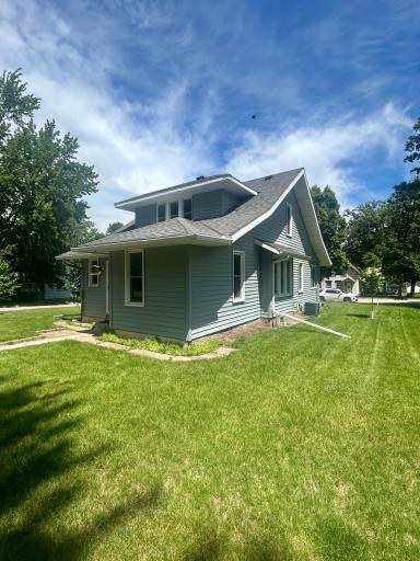 706 Franklin Street SW, Hutchinson, MN 55350