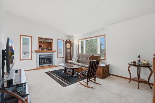 05-Living Room.jpg