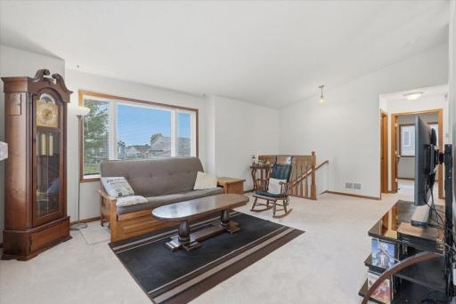 07-Living Room.jpg