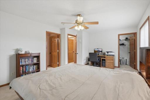 20-Primary Bedroom.jpg