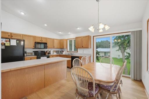 11-Kitchen.jpg