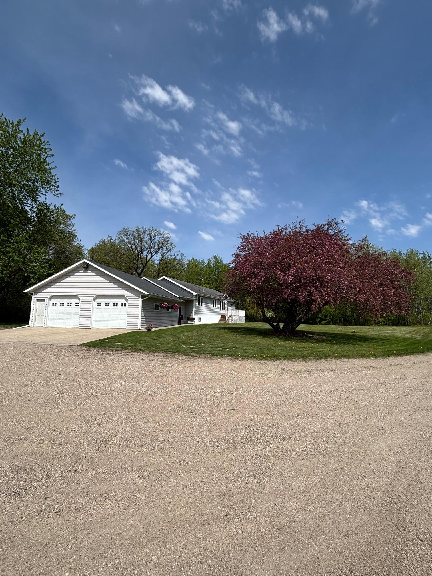 42810 County Road 2, Roseau, MN 56751