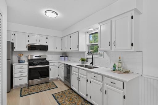 411 Adams Drive W, Young America, MN 55397