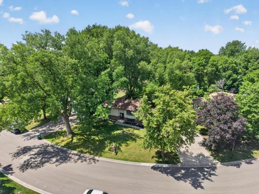 411 Adams Drive W, Young America, MN 55397