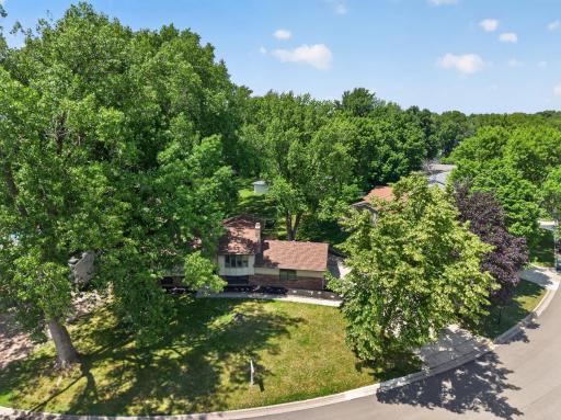 411 Adams Drive W, Young America, MN 55397