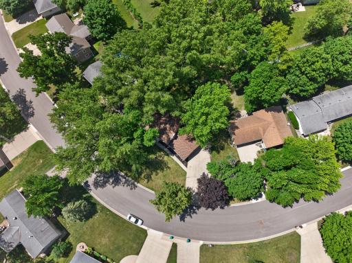 411 Adams Drive W, Young America, MN 55397