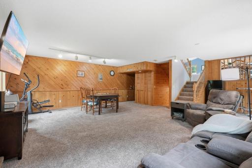 13611 Fox Lake Trail, Faribault, MN 55021