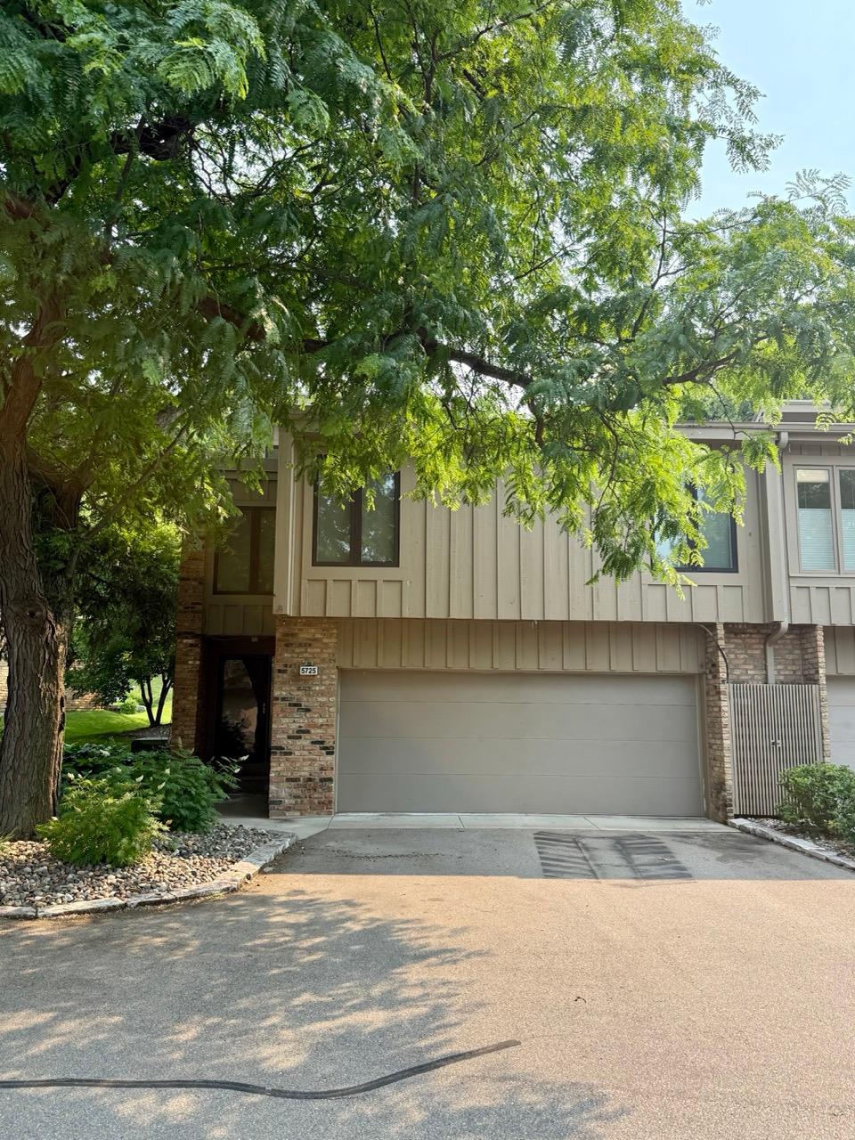 Photo for 5725 Duncan Lane, Edina, MN 55436 - Listing #7097327 5725 Duncan Lane, Edina, MN 55436