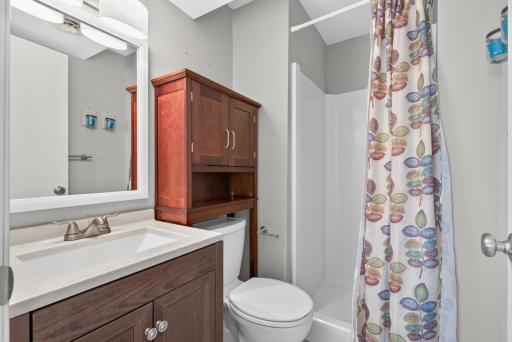 3884 Calcite Drive, Saint Paul, MN 55122