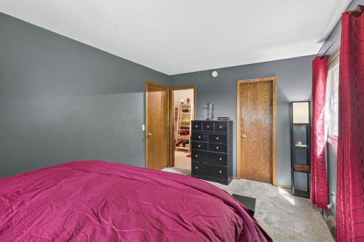 Connects directly to the large upper floor full bath, as well as a spacious walk-in closet.