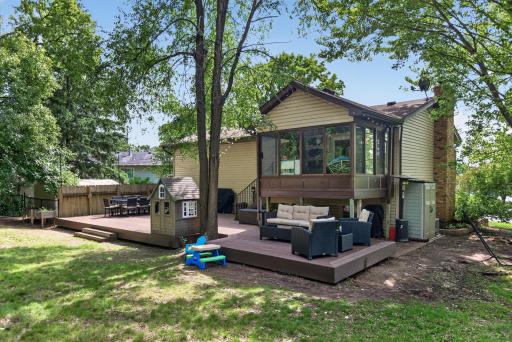 Custom-built, oversized deck is perfect for entertaining!
