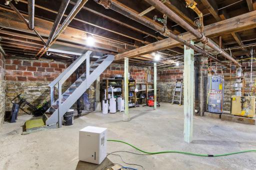 710 1st Avenue NW, Faribault, MN 55021