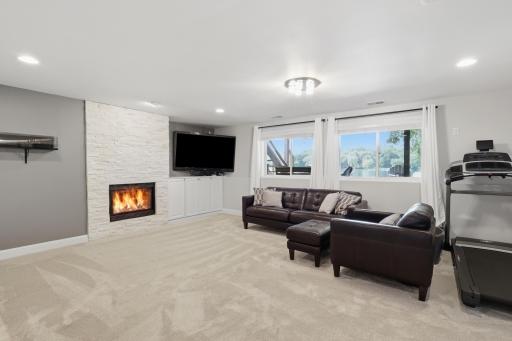 9247 Lake Riley Boulevard, Chanhassen, MN 55317