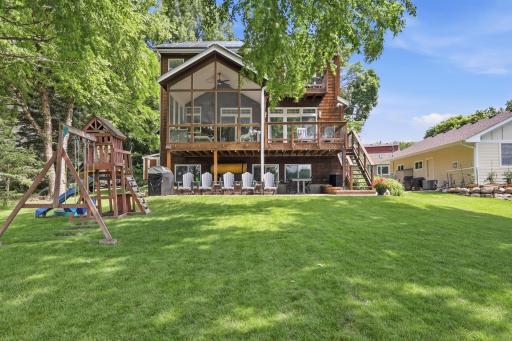 9247 Lake Riley Boulevard, Chanhassen, MN 55317