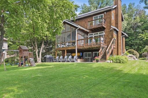 9247 Lake Riley Boulevard, Chanhassen, MN 55317
