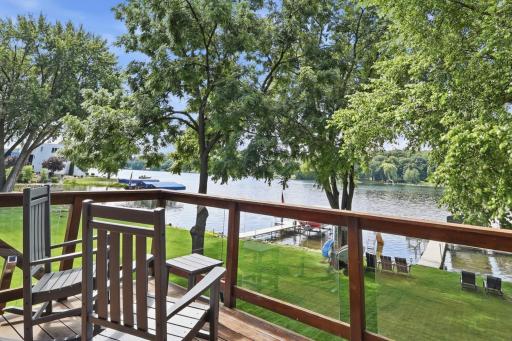 9247 Lake Riley Boulevard, Chanhassen, MN 55317