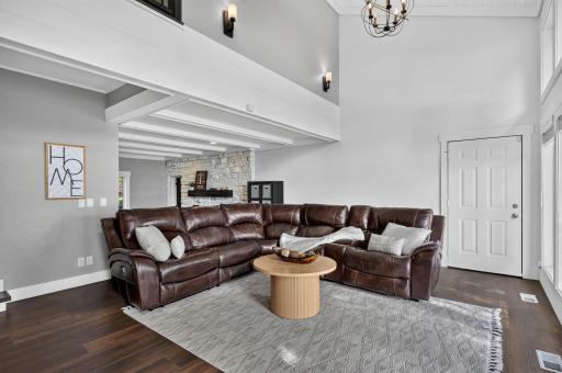 3710 Crestwood Drive NE, Alexandria, MN 56308