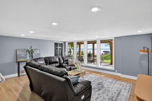 3710 Crestwood Drive NE, Alexandria, MN 56308