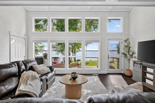 3710 Crestwood Drive NE, Alexandria, MN 56308