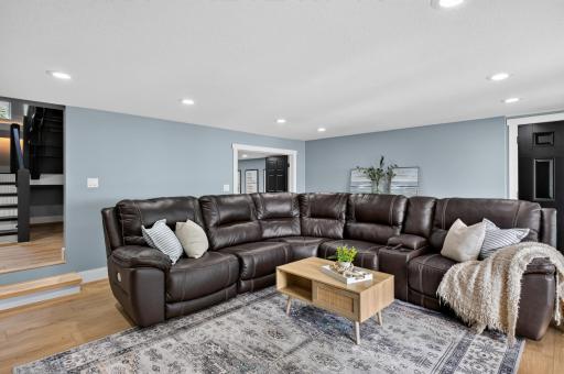 3710 Crestwood Drive NE, Alexandria, MN 56308
