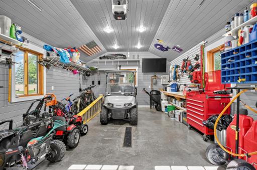 3710 Crestwood Drive NE, Alexandria, MN 56308