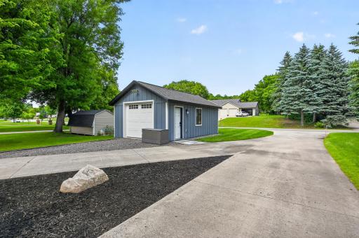 3710 Crestwood Drive NE, Alexandria, MN 56308
