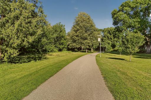1230 4th Street NW, Rochester, MN 55901