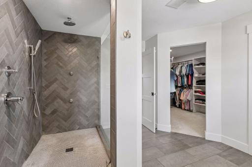 6288 Weston Lane N, Maple Grove, MN 55311