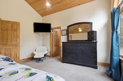 33486 Pierson Drive, Pequot Lakes, MN 56472