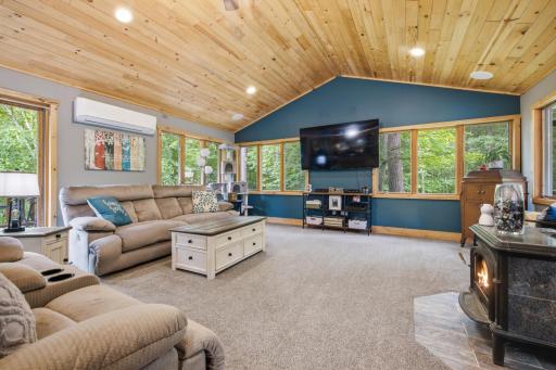 33486 Pierson Drive, Pequot Lakes, MN 56472