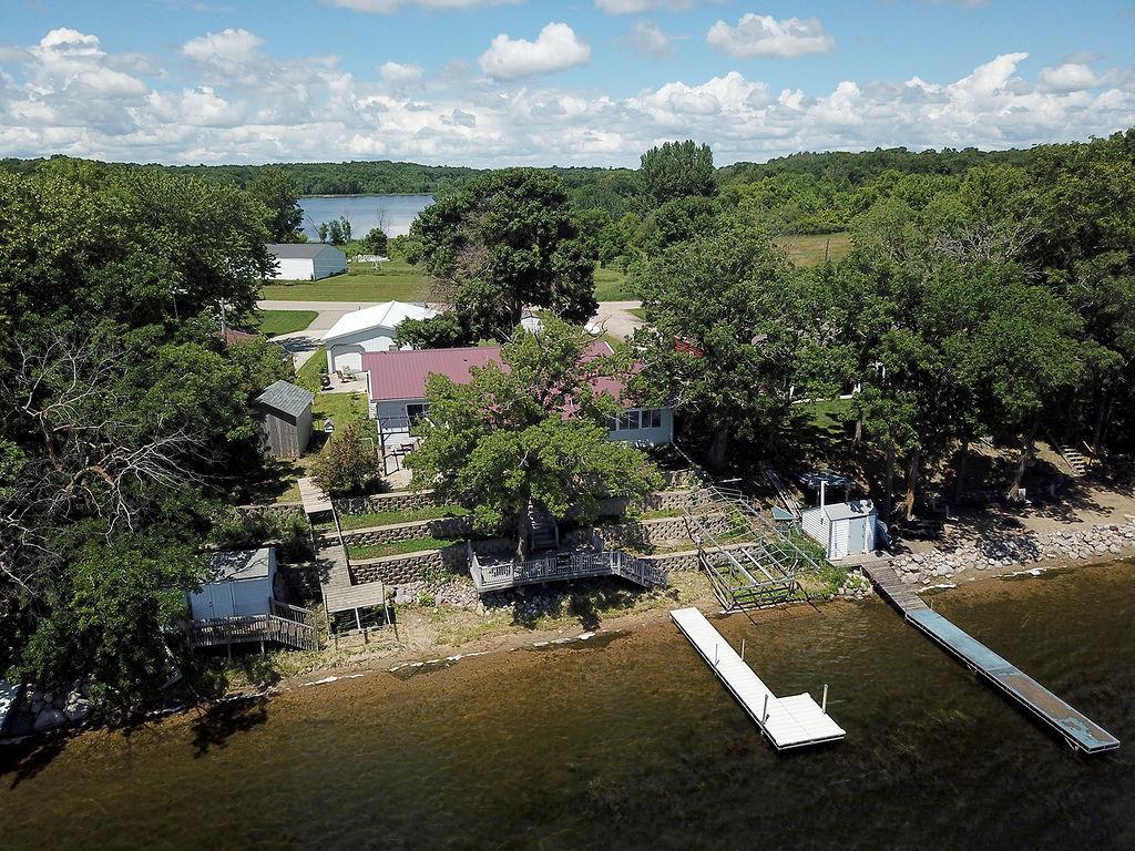 Dock included (2nd dock not in water)