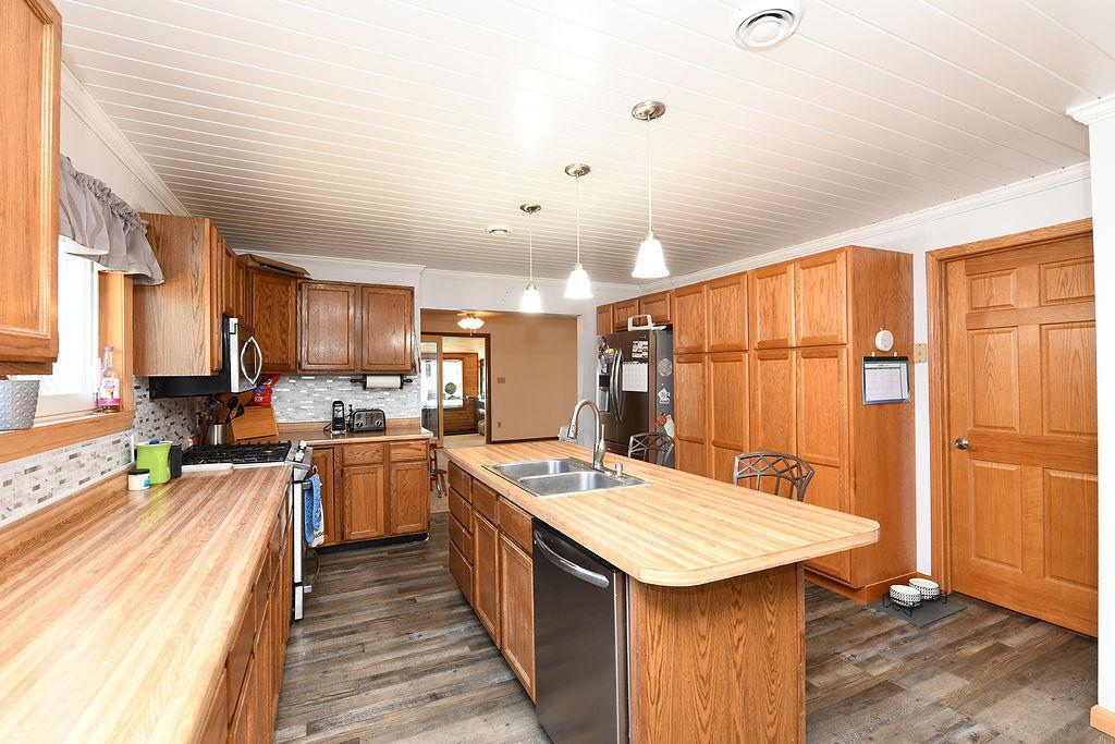 Lots of Cabinets