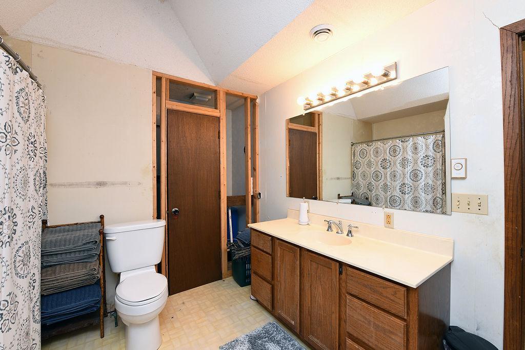 Full Bath