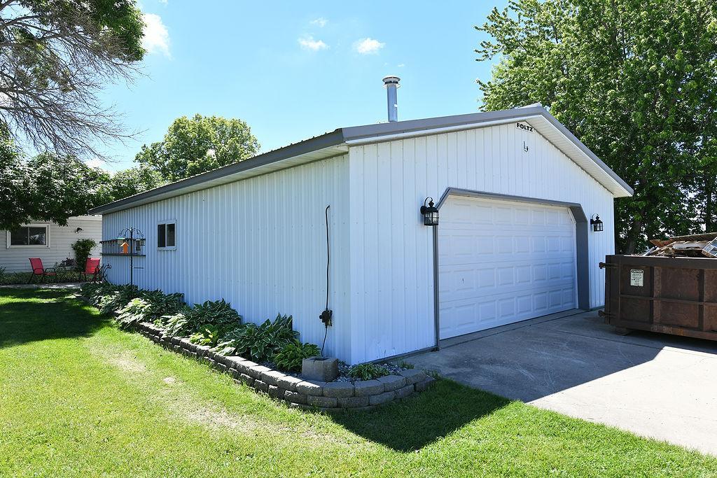 26' X 40' Heated and Cooled Garage