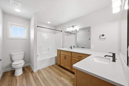 4160 Arthur Drive S, Fargo, ND 58104
