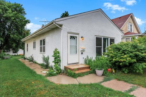 1745 7th Street E, Saint Paul, MN 55106