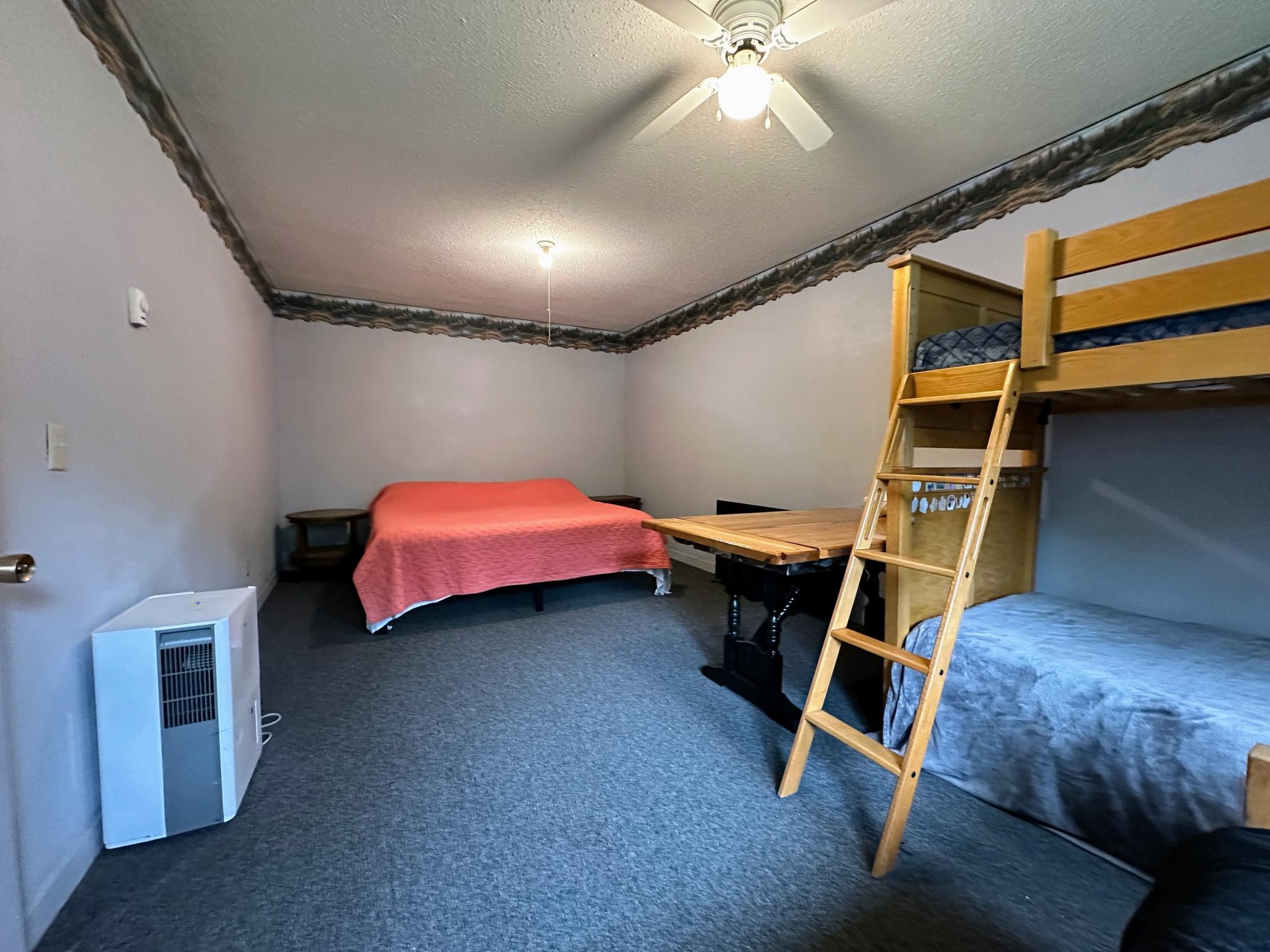 Bunkhouse/Shop